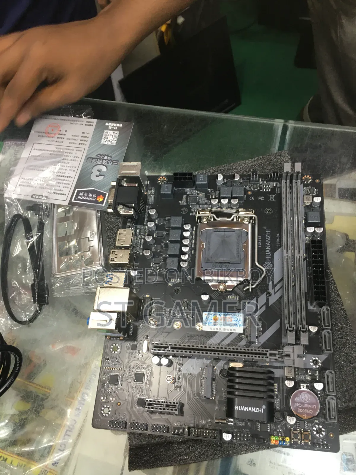 Desktop Computer HP 200 G4 8GB Intel Core i3 SSD 1T