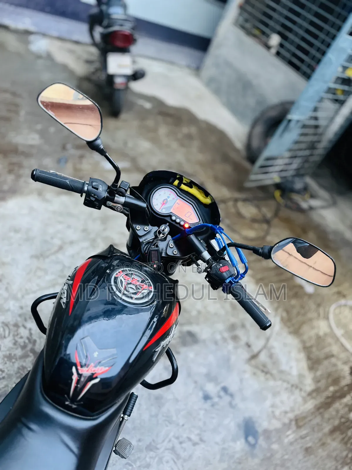 Bajaj Pulsar 150 2024 Black