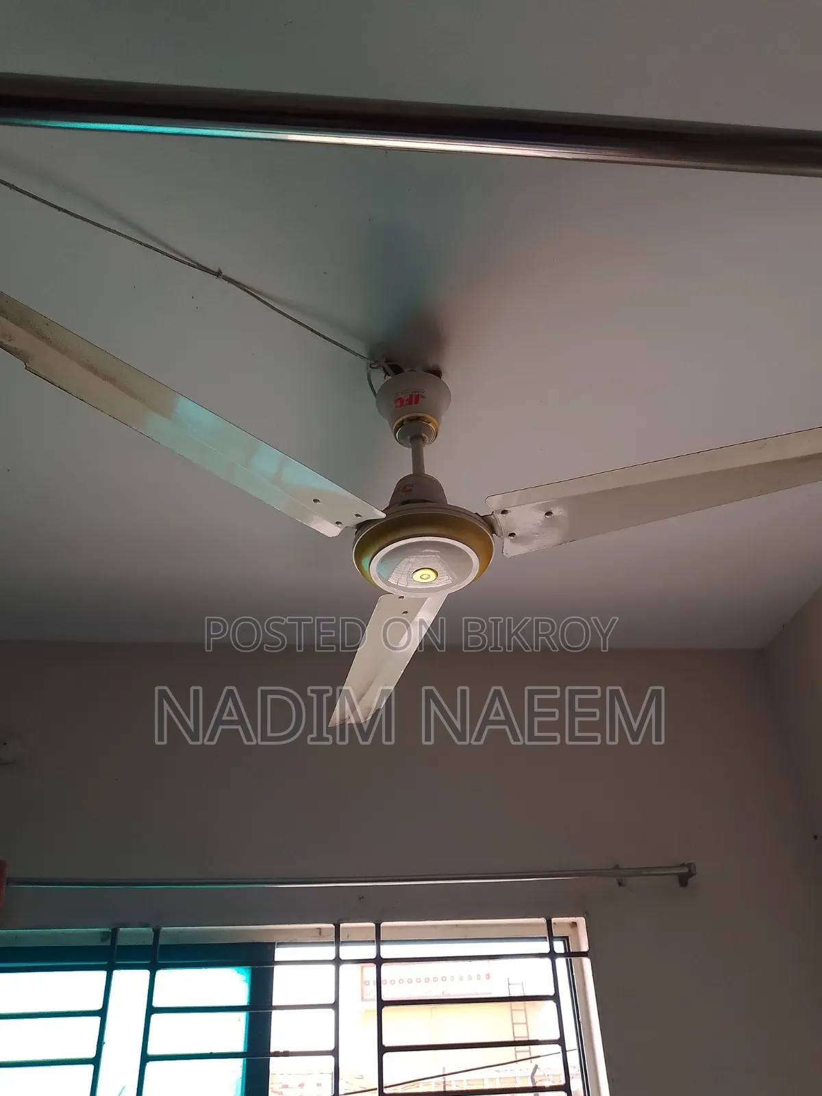 Fan JFC Fan Only 5 Month Use 2 Pcs