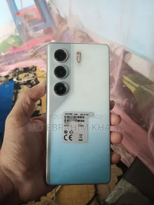 টেকনো ক্যামন ৪০ ২৫৬ জিবি সাদা