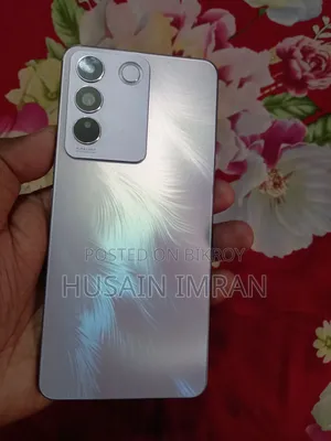 Vivo V27e 256 GB Bronze