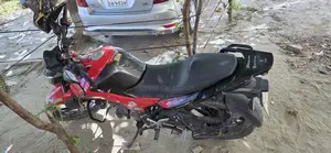 Hero Thriller 160R 2021 Red
