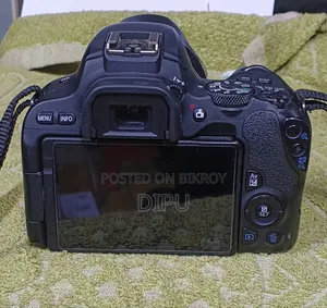 Canon 200D & 50mm Prime Lens