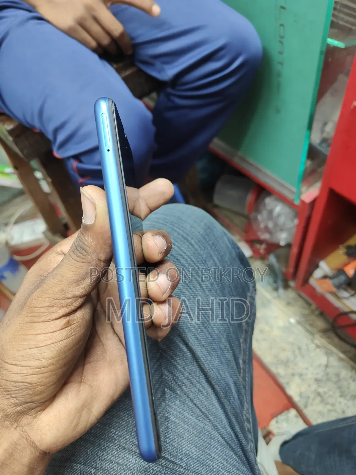 স্যামসাং গ্যালাক্সি এ১২ ৬৪ জিবি নীল