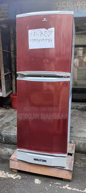 Walton 295 L Refrigerator