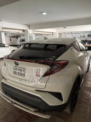 Toyota C-HR 2019 Pearl