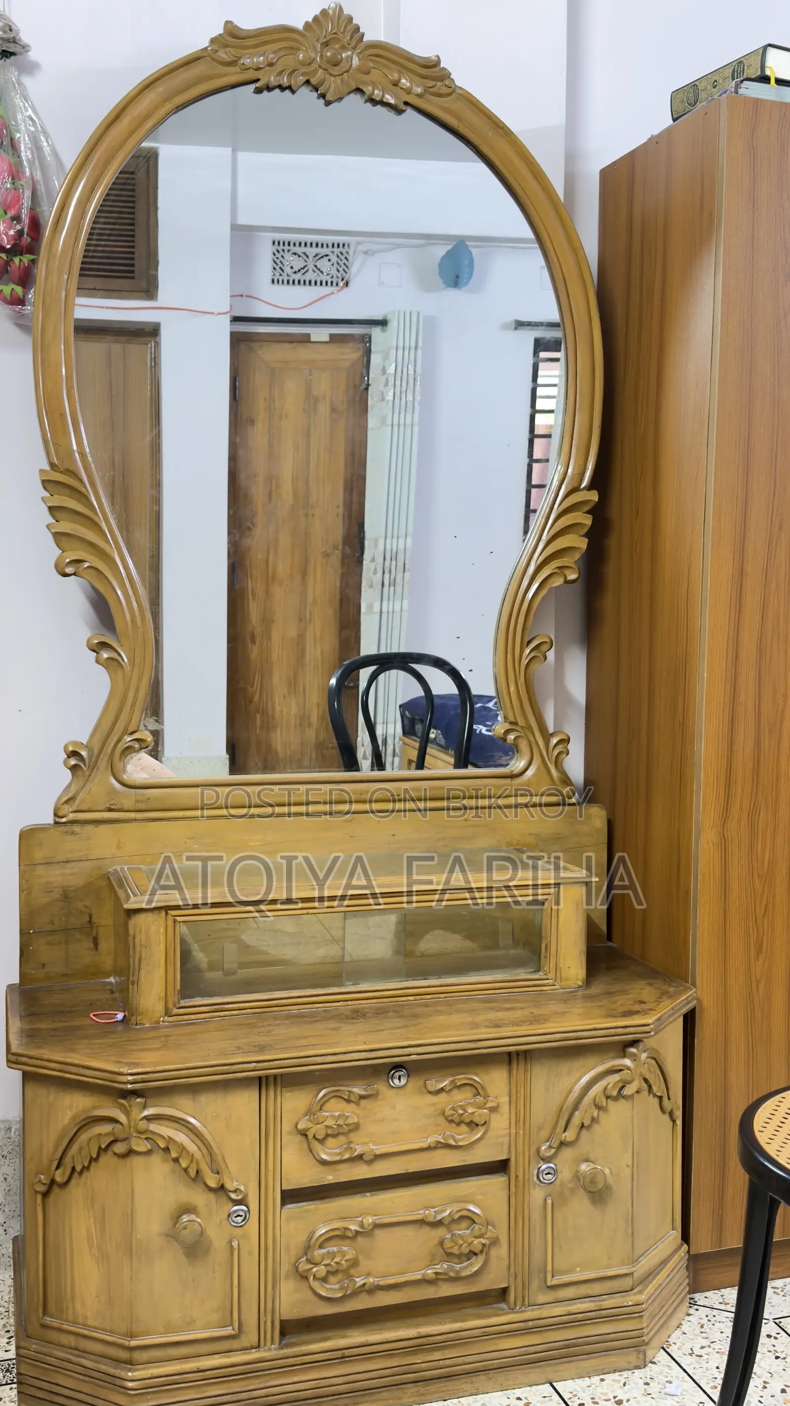Dressing Table