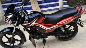 টিভিএস মেট্রো প্লাস ২০১৮ কালো