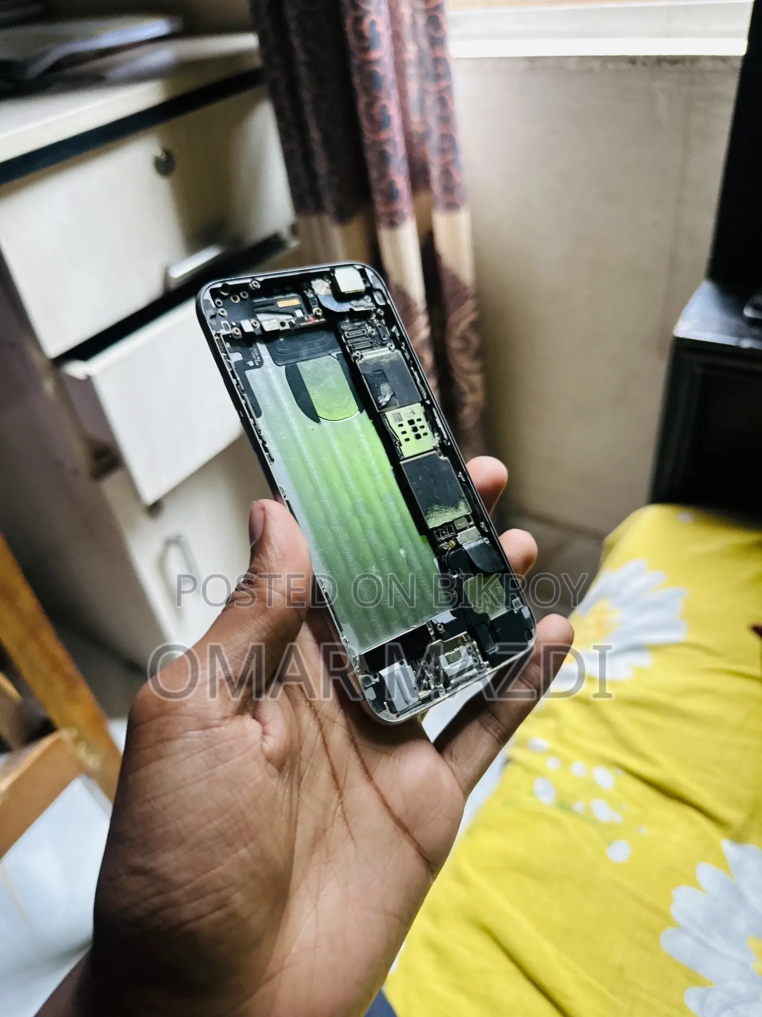 অ্যাপল আইফোন ৬ ৬৪ জিবি সিলভার