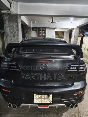 মাজদা অ্যাকসেলা ২০০৫ কালো