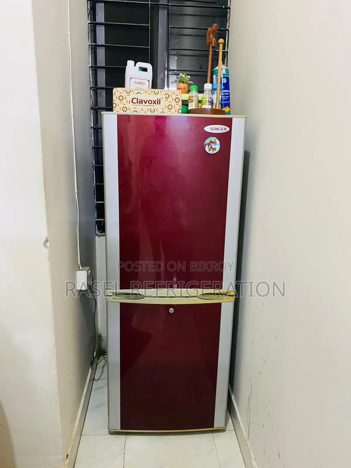১৪ সিএফটি রানিং সিঙ্গার ফ্রিজ বিক্রি করা হবে।
