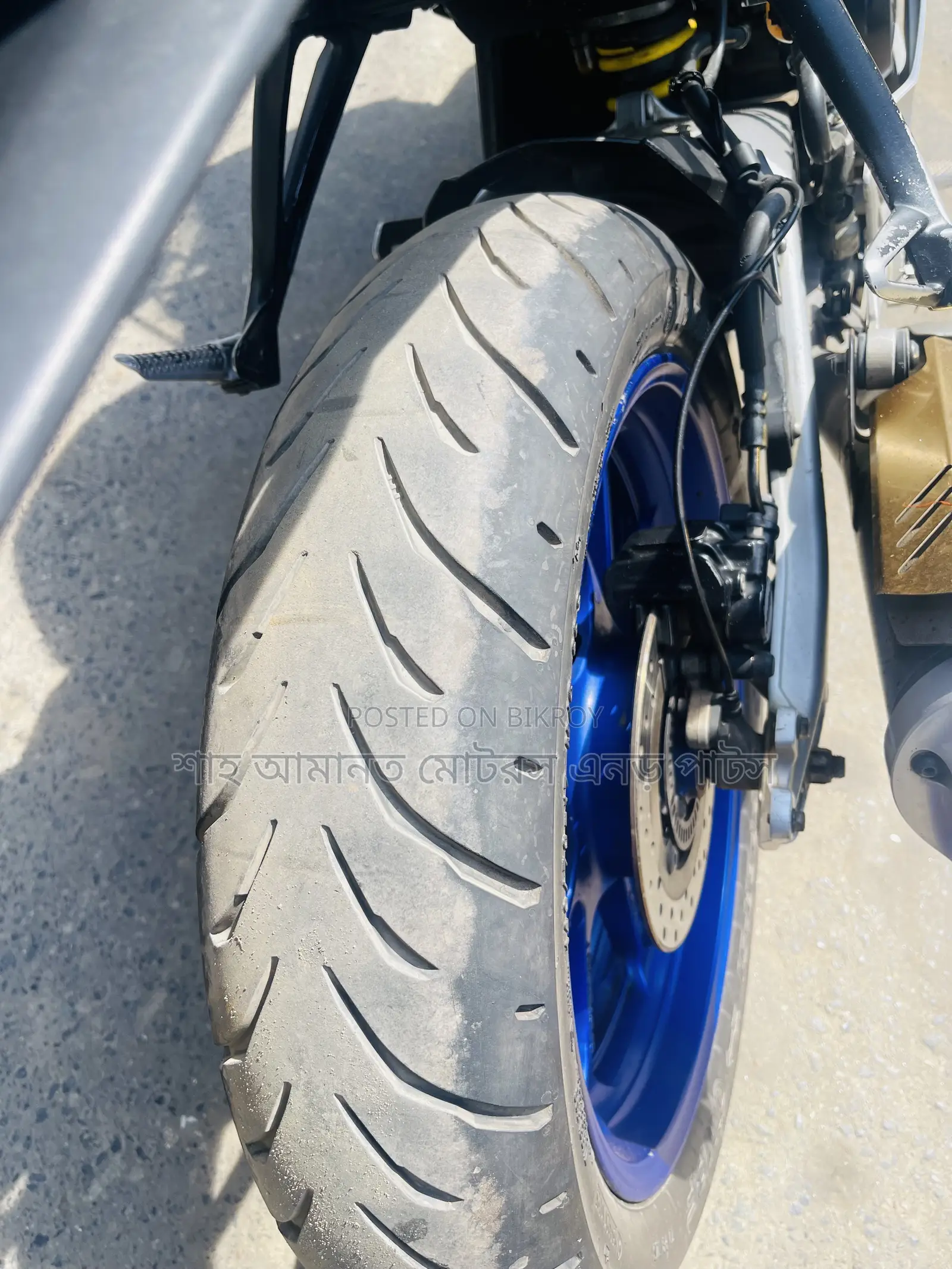 Yamaha R15M 2024 Silver