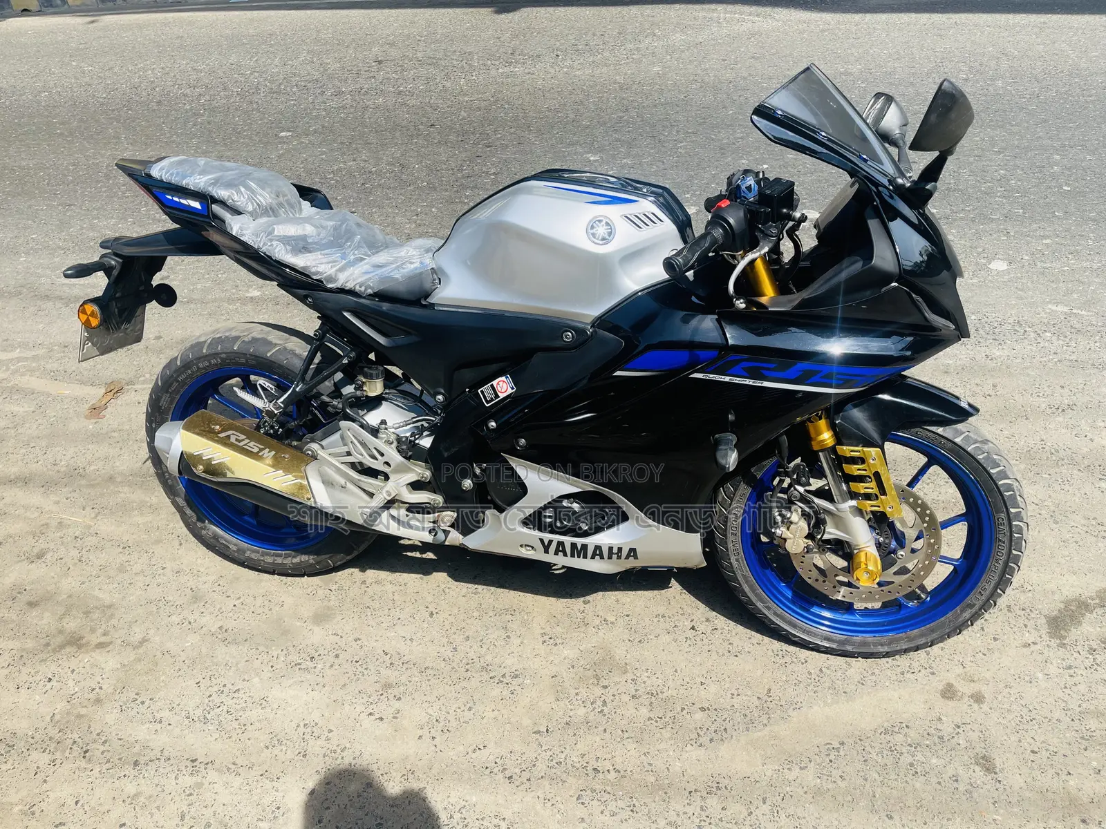 Yamaha R15M 2024 Silver