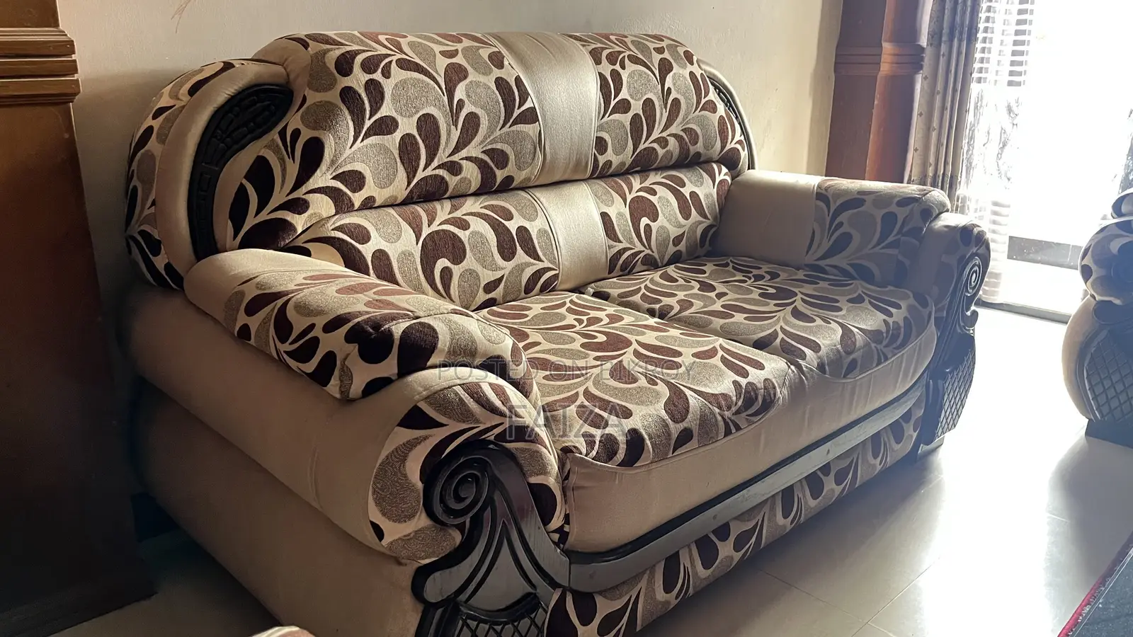 ৪ পিস ব্রান্ডেড সোফা