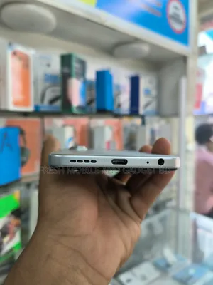 ইনফিনিক্স হট ৬০আই ১২৮ জিবি গ্রে