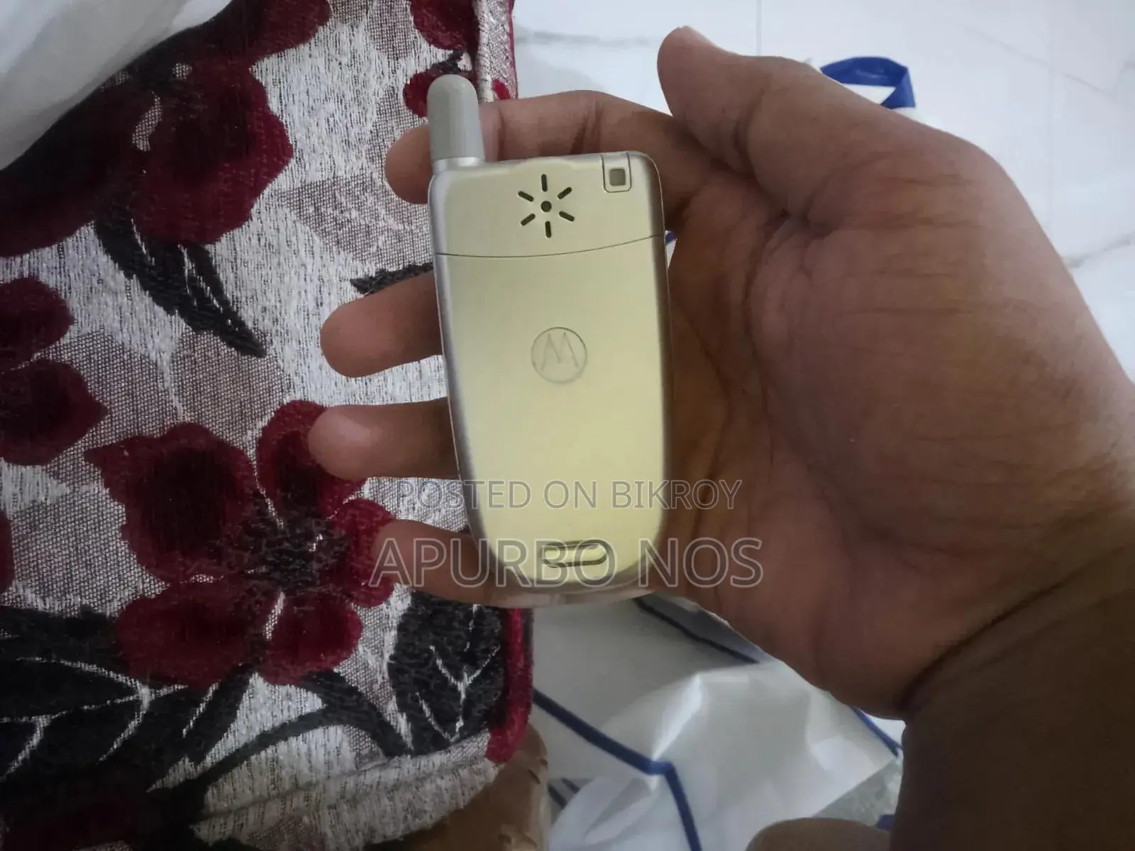 Motorola V220 Silver