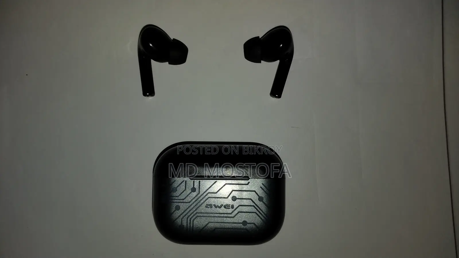 Awei T29 Pro কেস ইয়ারবাড সহ (কাজ করে না)