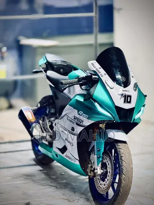 Yamaha R15M 2024 Silver
