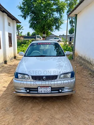 টয়োটা করোলা ১৯৯৮ সিলভার