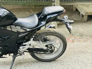 Suzuki GSX-R150 ২০১৯ কালো