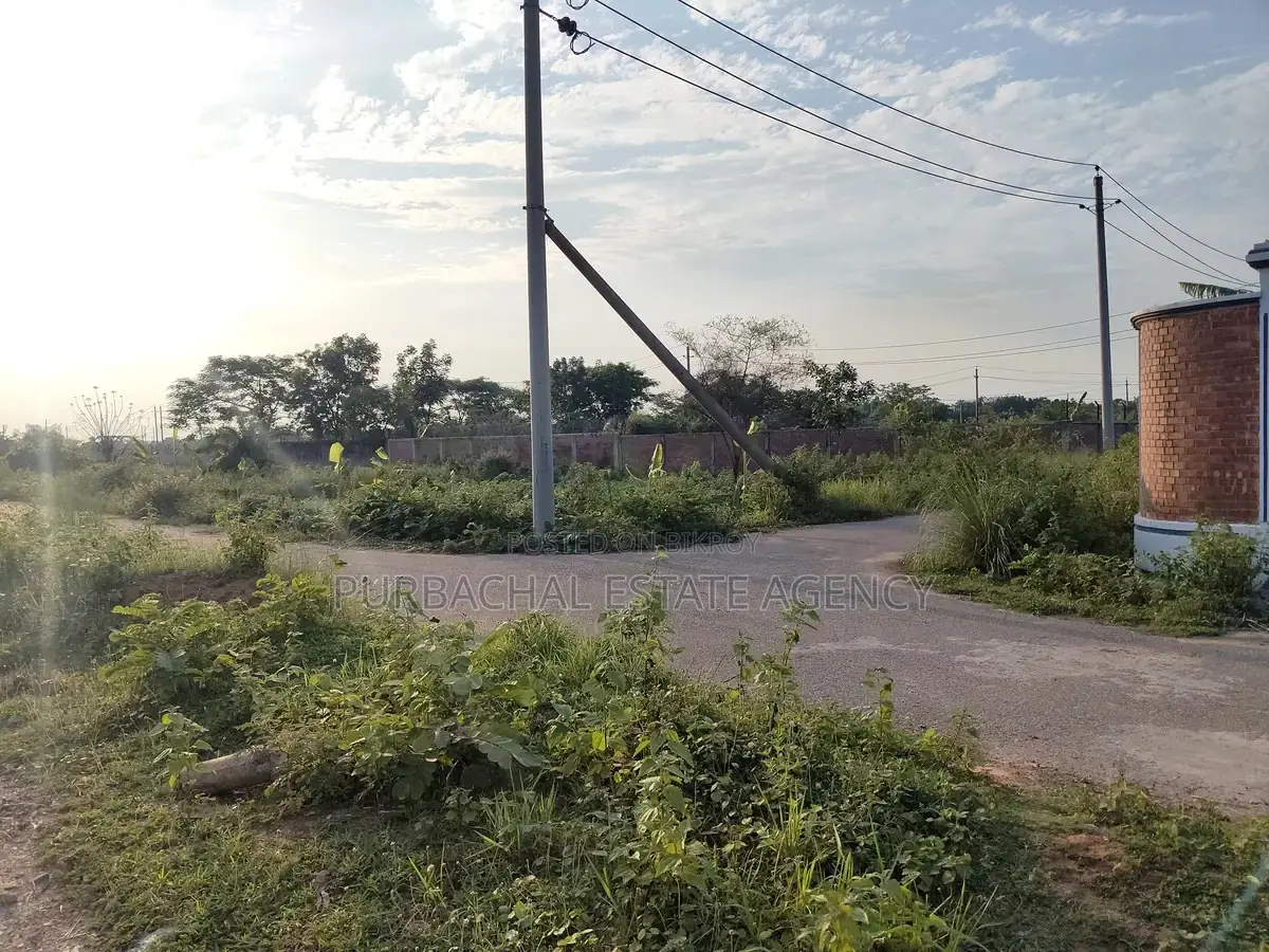 রাজউক পূর্বাচল সেক্টর ১৫: ৫৪ ফিট রোডের উপর ৩ কাঠার প্লট