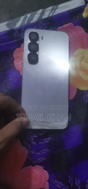 ইনফিনিক্স হট ৬০ প্রো ১২৮ জিবি হোয়াইট