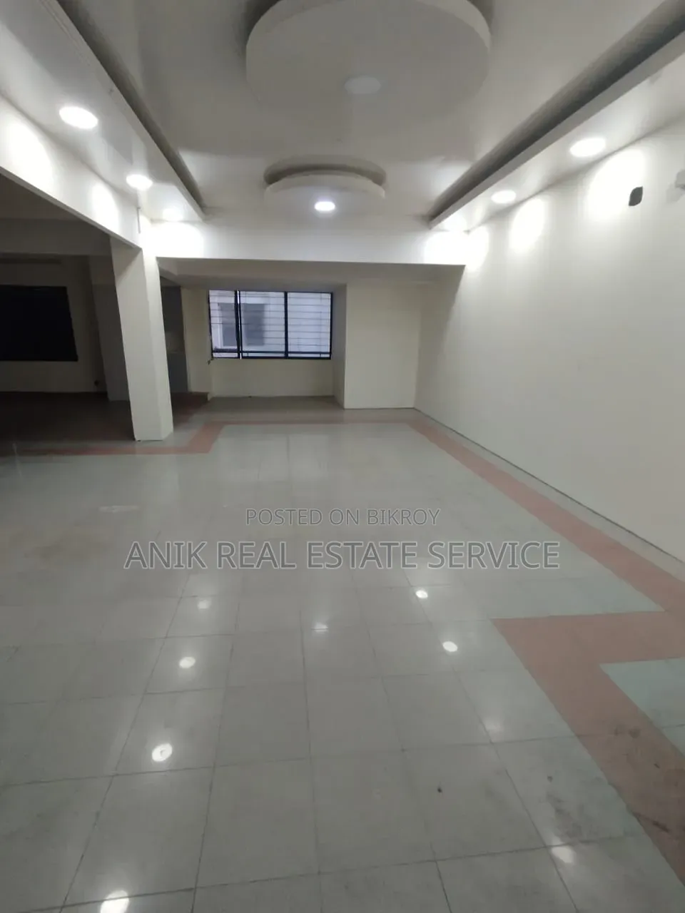 গুলশান ২ এ ২৯০০ বর্গফুটের অফিস স্পেস ভাড়া