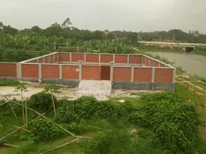 লেকের কাছে ১০ কাঠার প্লট - পূর্বাচল সেক ১৭