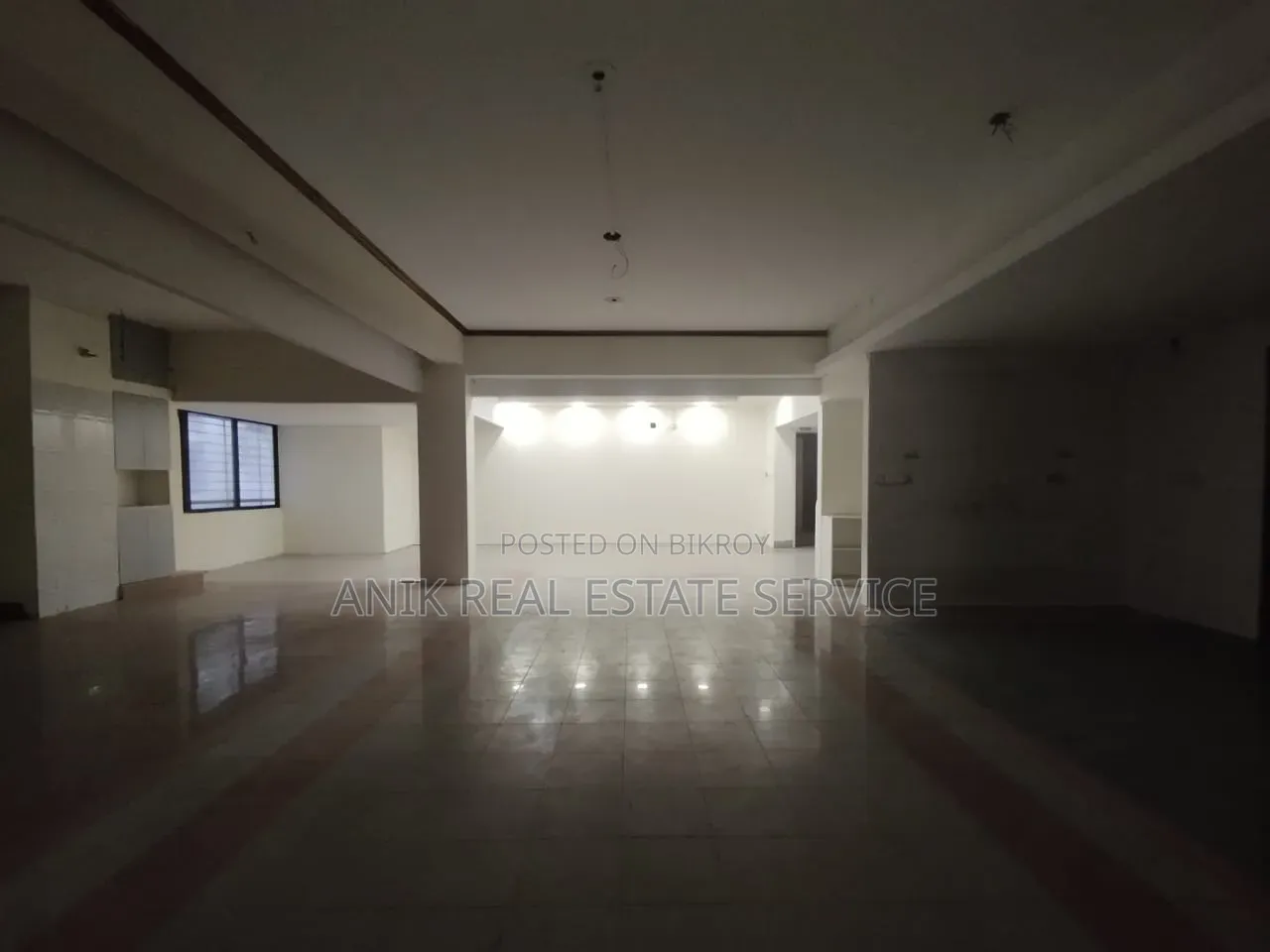 গুলশান ২ এ ২৯০০ বর্গফুটের অফিস স্পেস ভাড়া