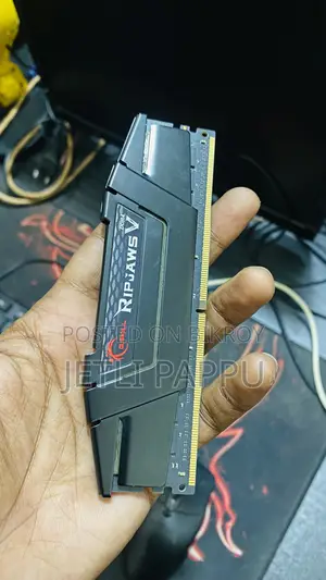 G.SKILL Ripjaws v 16GB DDR4 3200MHz Desktop RAM — Tested Working