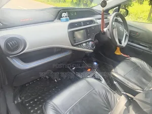 Toyota Aqua 2013 Black