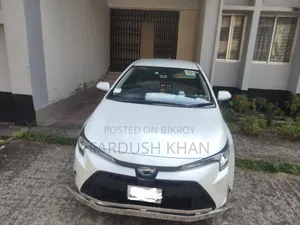 Toyota Corolla 2021 White