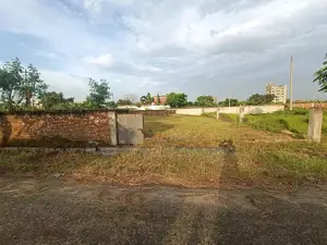 রাজউক পূর্বাচল সেক্টর ১৩, খেলার মাঠের পাশে ৭.৫ কাঠার জমি