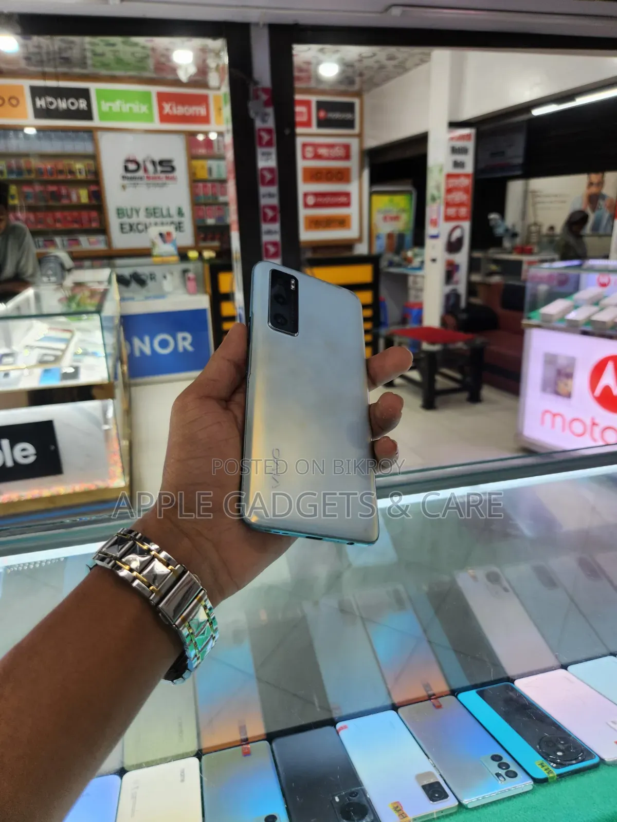 Vivo V20 128 GB White