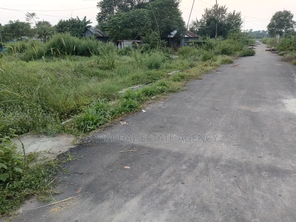 ১৫০ ফুট রাস্তার কাছে: পূর্বাচল সেক্টর ২৩-এ ৫ কাঠার কর্নার প্লট