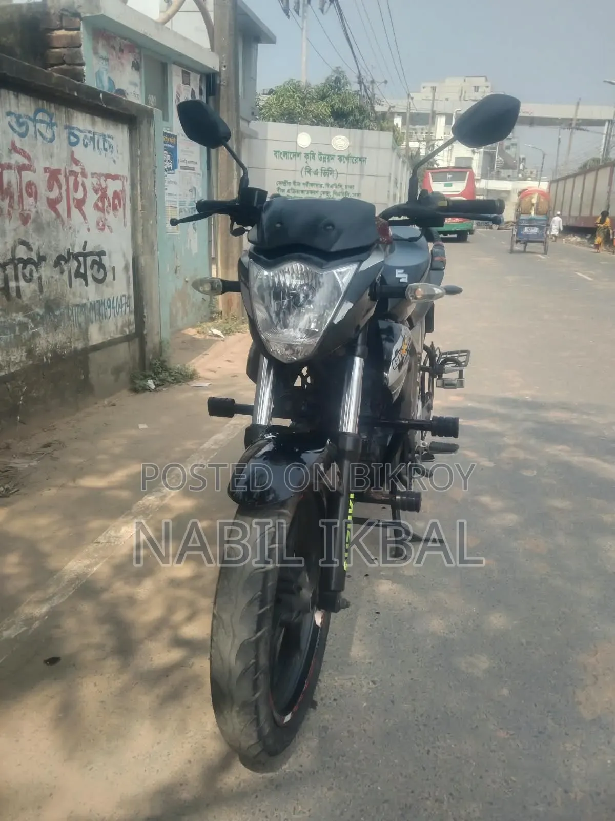 সুজুকি গিক্সার ২০২২ ব্ল্যাক