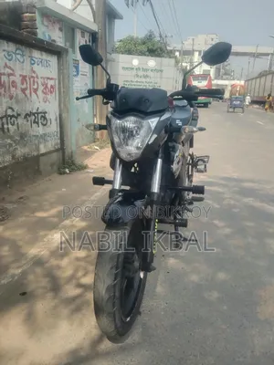 সুজুকি গিক্সার ২০২২ ব্ল্যাক