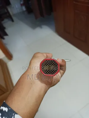 ব্যাডমিন্টন র‍্যাকেট