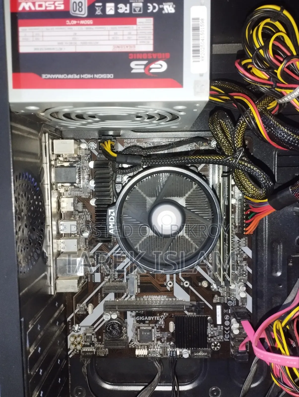 Desktop Computer Gigabyte 8GB AMD Ryzen 3 HDD+SSD 256GB