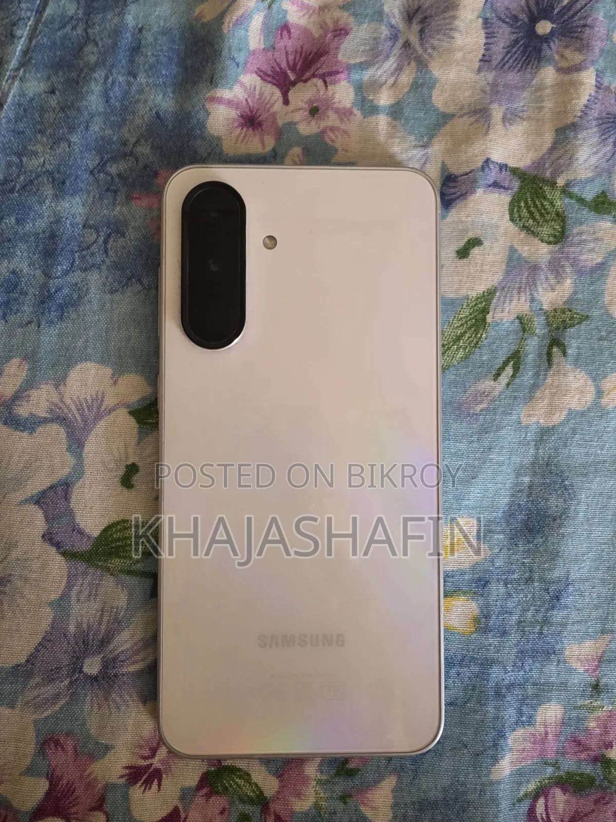 স্যামসাং গ্যালাক্সি এ৩৬ ১২৮ জিবি হোয়াইট