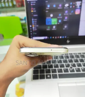 Vivo Y16 64 GB Gold