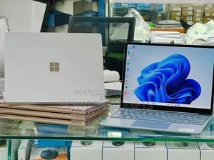 Laptop Microsoft Surface Go 4GB Intel Core i5 SSD 256GB