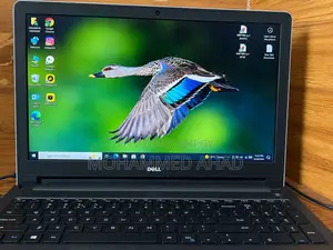 Laptop Dell Inspiron 5559 8GB Intel Core i3 HDD+SSD 1T