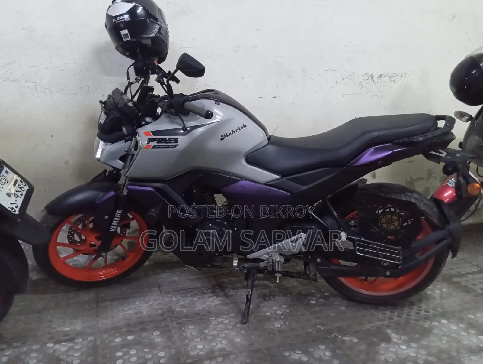 ইয়ামাহা এফজেডএস ভি৪ ২০২৫ গ্রে
