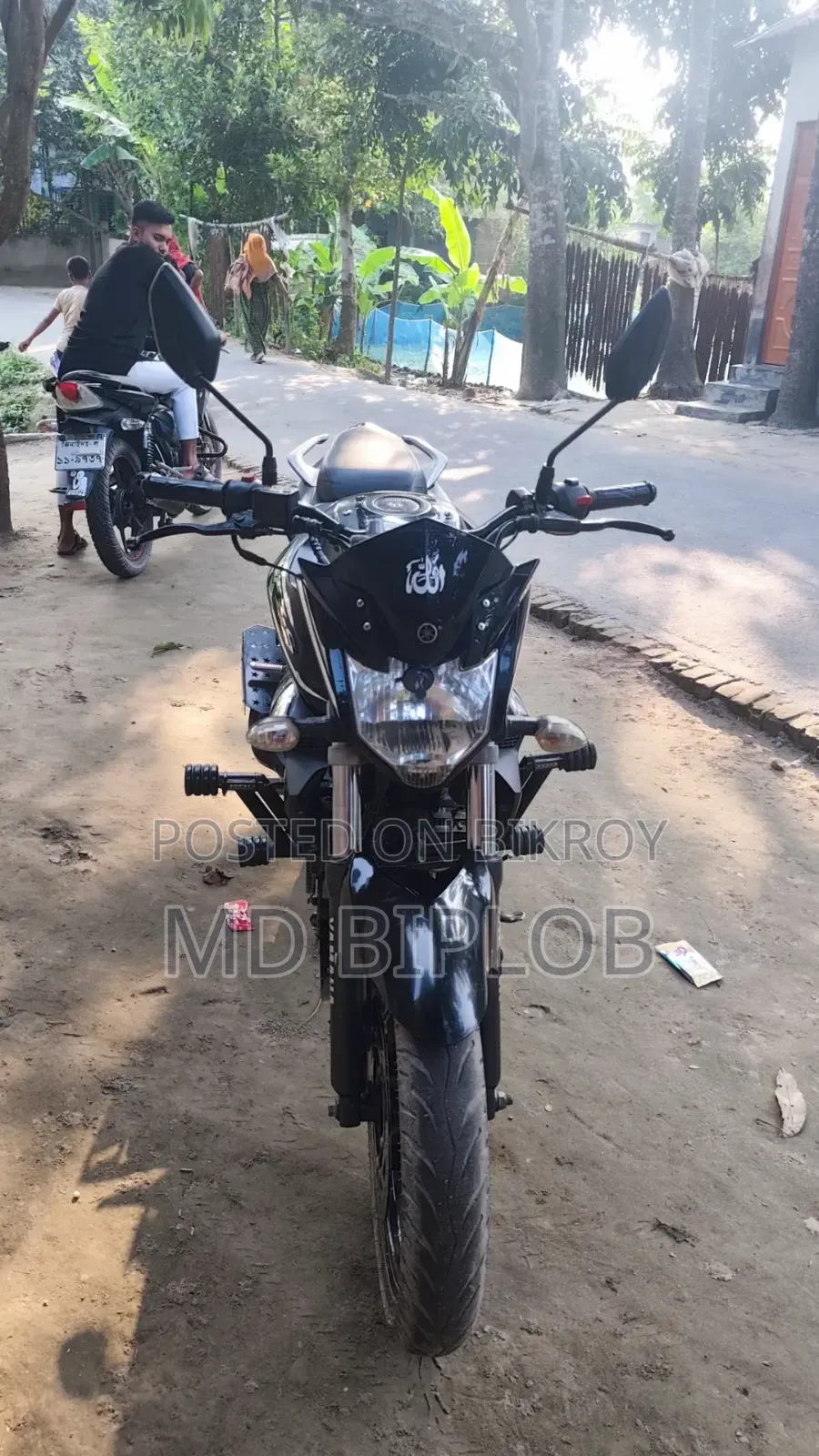 ইয়ামাহা এফজেডএস ভি২ ২০২৪ কালো