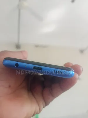 Samsung 128 GB Silver