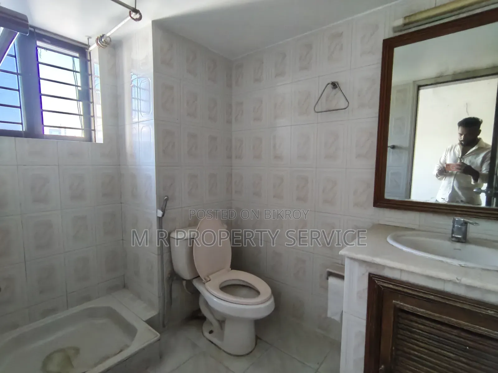 4 Bedroom Apartment in Gulshan for rent