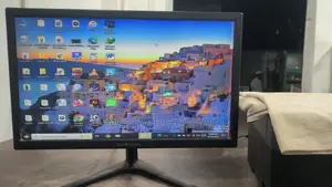 Desktop Computer Asus 4GB Intel Core i5 SSD 256GB