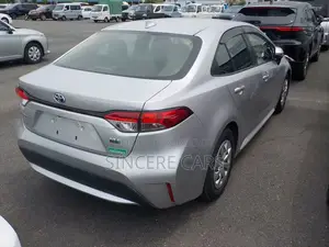 Toyota Corolla 2021 Silver