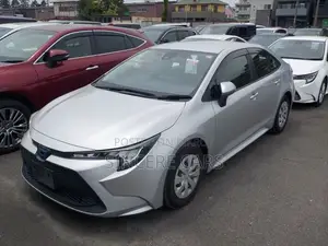 Toyota Corolla 2021 Silver